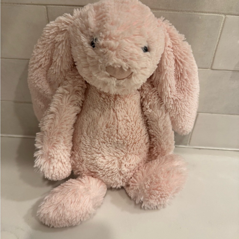 Jelly cat pink bashful bunny with rattle with white tail medium